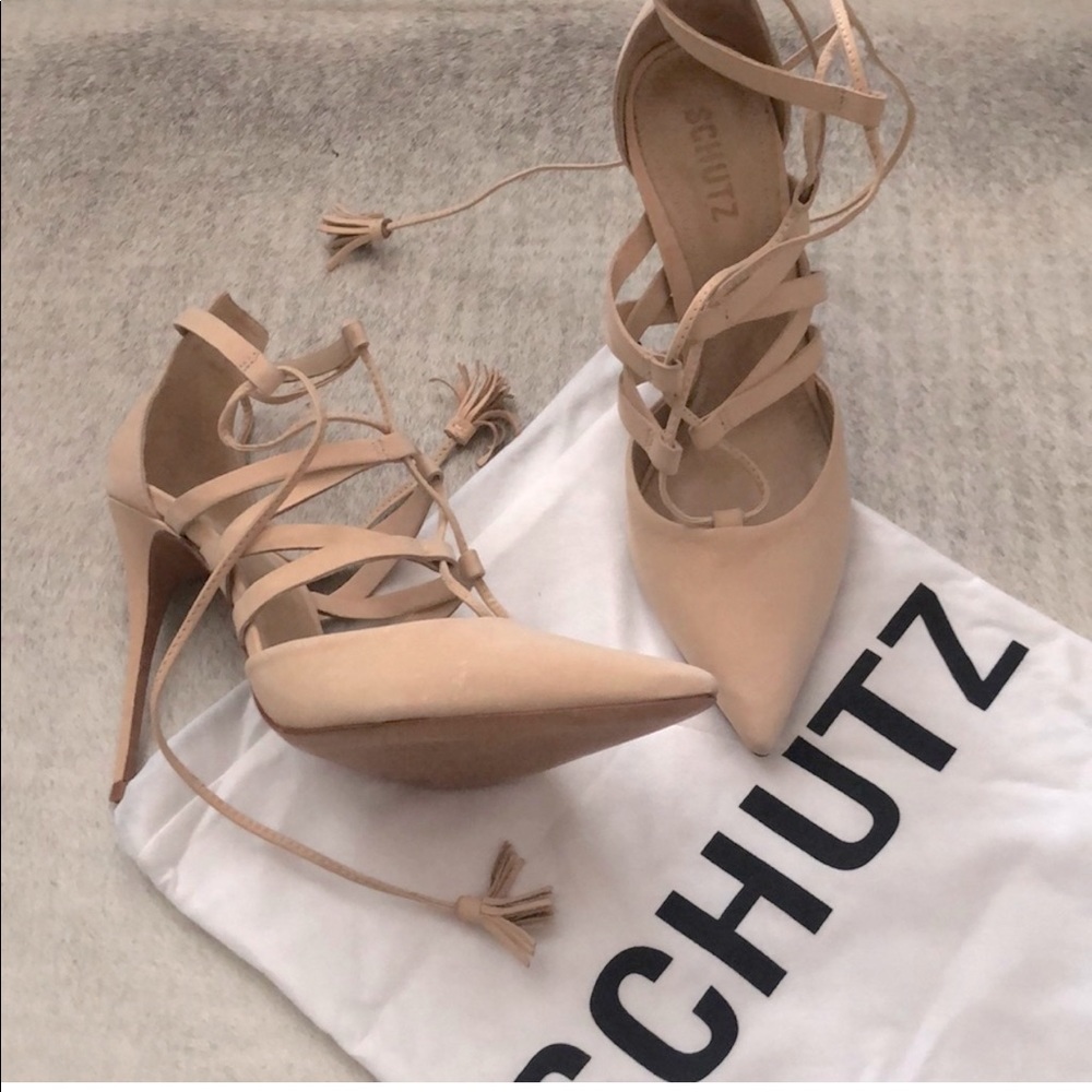 New Schutz shoes heels 8, 5 Fechado salt alto zora
